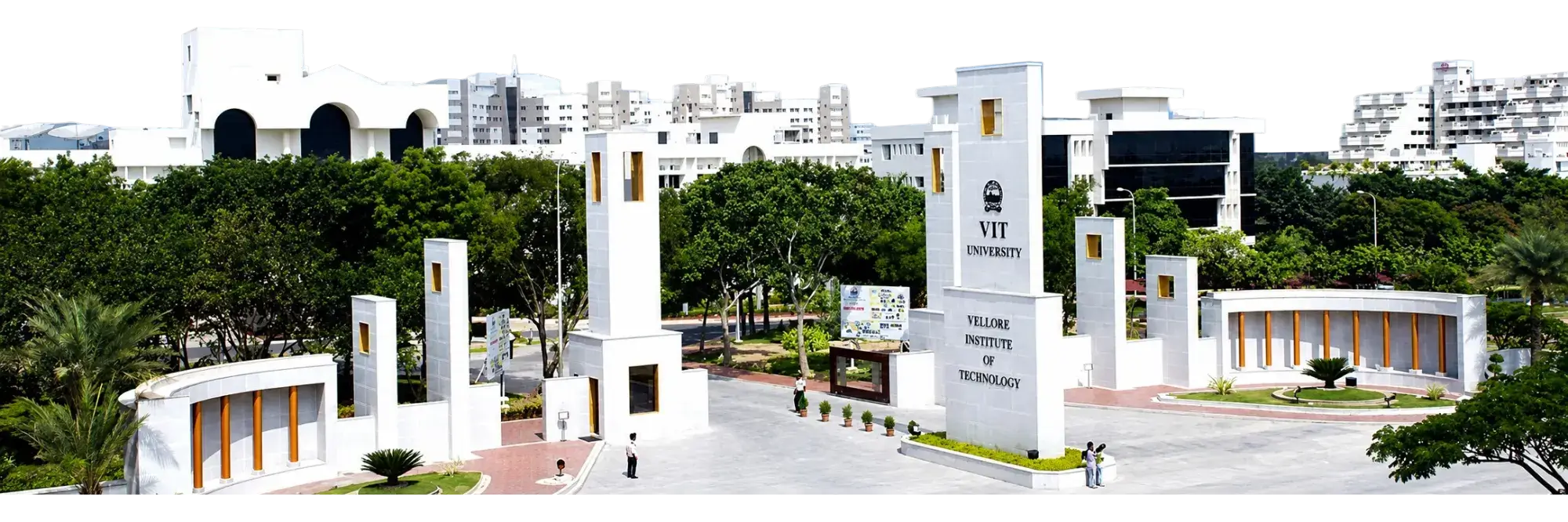 VIT University campus image for online degree programs